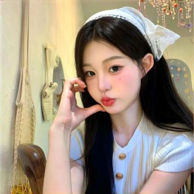 左撇子女人